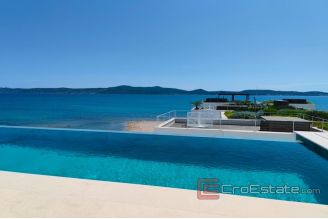015 2021 332 Zadar Penthouse first row to the sea for sale