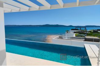 015 2021 332 Zadar Penthouse first row to the sea for sale