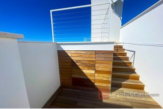 015 2021 332 Zadar Penthouse first row to the sea for sale