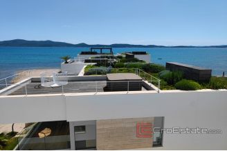012 2021 333 Zadar penthouse first row to the sea for sale
