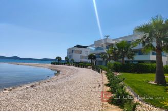 012 2021 333 Zadar penthouse first row to the sea for sale