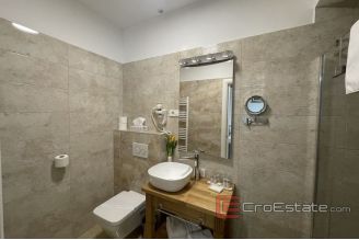 017 2035 76 Split centar apartment for sale