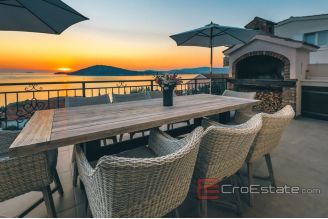 020 2022 359 rogoznica luxury villa with pool for sale