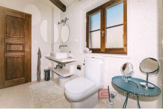 020 2022 359 rogoznica luxury villa with pool for sale