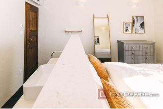 020 2022 359 rogoznica luxury villa with pool for sale