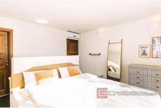 020 2022 359 rogoznica luxury villa with pool for sale