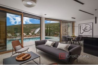 018 5225 30 Dubrovnik villa with pool for sale