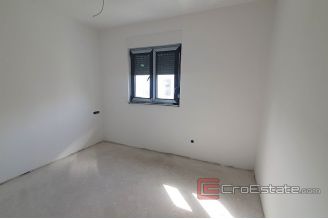 008 2018 221 Ciovo apartment first row to the sea for sale