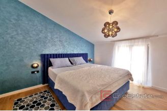 012 2016 542 Split area Penthouse with sea view for sale