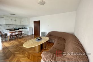 013 2030 46 Split area Apartment with sea view for sale