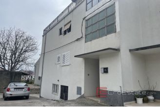 013 2030 46 Split area Apartment with sea view for sale