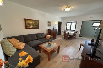 014 2043 63 Omis House with sea view in a great location for sale