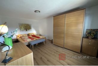 014 2043 63 Omis House with sea view in a great location for sale