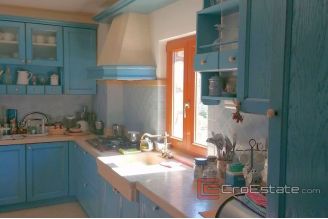 014 2117 07 Labin Spacious estate with stone house for sale