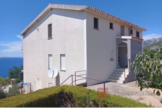007 5231 30 Senj apartment with sea view for sale