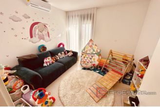 020 2038 52 Makarska luxury villa with swimming pool for sale