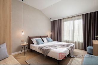 020 2022 363 near trogir luxury villa with pool for sale