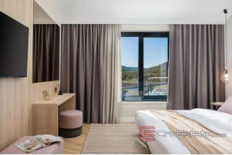 020 2022 363 near trogir luxury villa with pool for sale