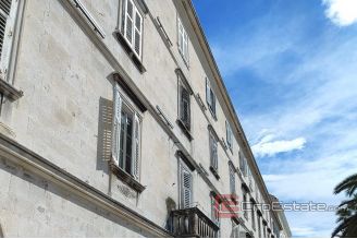 013 5232 30 Split centar apartment for sale