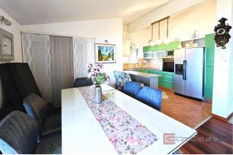 015 2017 27 podstrana apartment house with sea view for sale