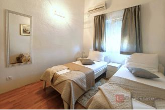 015 2017 27 podstrana apartment house with sea view for sale