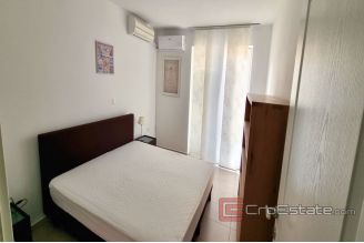 014 2041 52 House with pool and sea view for sale