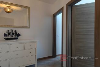 020 2021 338 Zadar villa first row to the sea for sale