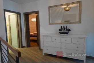 020 2021 338 Zadar villa first row to the sea for sale