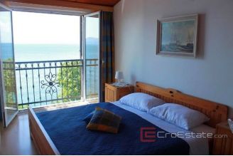 015 5242 30 Senj apartment house first row to the sea for sale