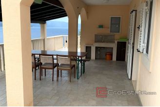 010 5238 30 Brac house with open sea view for sale