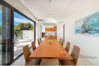 020 5244 30 Hvar villa with sea view for sale