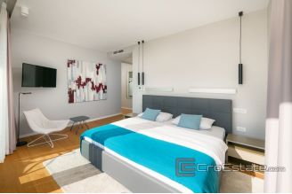 020 5244 30 Hvar villa with sea view for sale