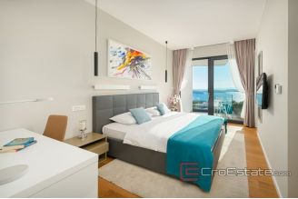 020 5244 30 Hvar villa with sea view for sale