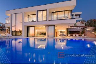 020 5244 30 Hvar villa with sea view for sale