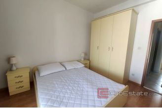 009 2040 42 island ciovo apartment house for sale