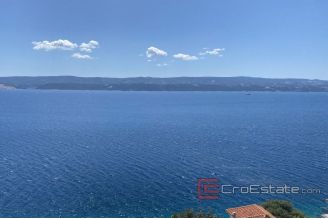 011 2037 40 Omiš Apartment house with sea view for sale