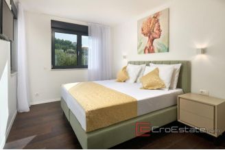 015 2043 66 Split area Newly built villa with sea view for sale