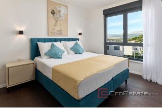 015 2043 66 Split area Newly built villa with sea view for sale