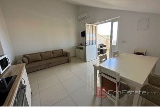 016 2036 67 Rogoznica house for sale