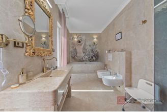 024 2043 67 near sibenik luxury villa with pool by the sea for sale