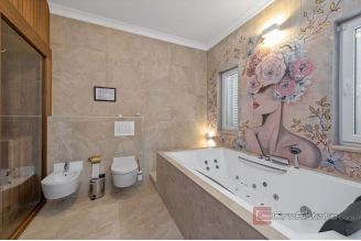 024 2043 67 near sibenik luxury villa with pool by the sea for sale