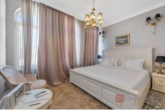 024 2043 67 near sibenik luxury villa with pool by the sea for sale