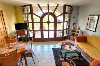 017 2030 50 near Omis house with sea view for sale