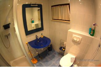 017 2030 50 near Omis house with sea view for sale