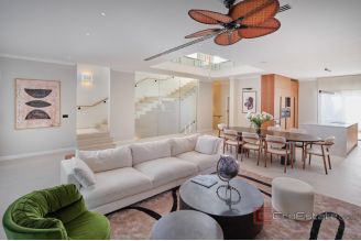 020 2022 361 Trogir villa with swimming pool for sale