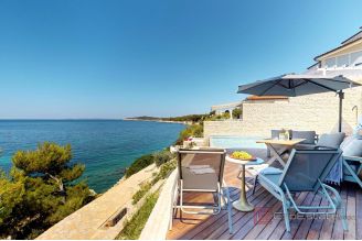 018 2022 364 Primosten villa with swimming pool for sale