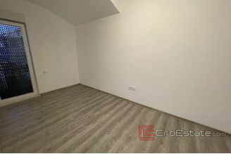 017 2030 51 Split area house with sea view for sale