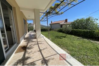 017 2030 51 Split area house with sea view for sale