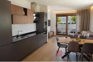 013 2018 225 Ciovo house first row to the sea for sale