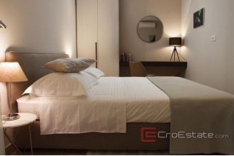 013 2018 225 Ciovo house first row to the sea for sale